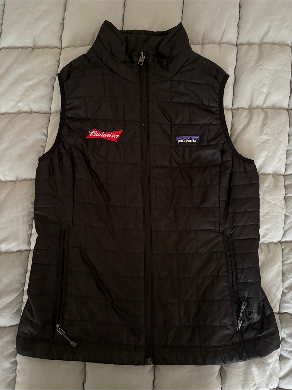 Patagonia Black Quilted Women's Vest with Budweiser Patch